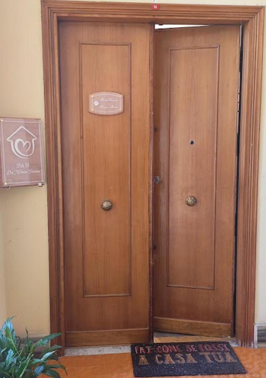 Da Nonna Teresa Bed & Breakfast Salerno Bagian luar foto